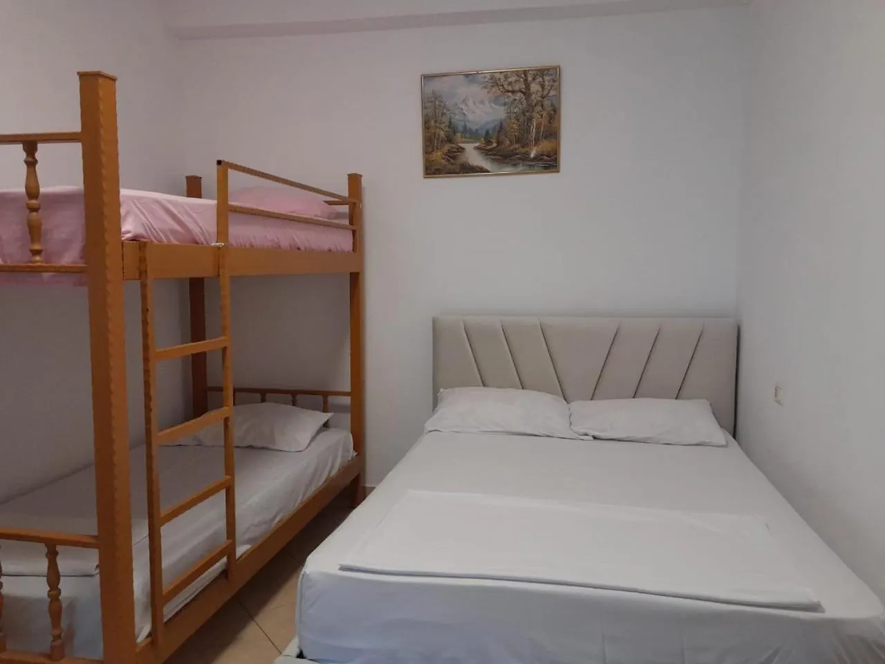 Jasmina Apartments クサミル 0*,