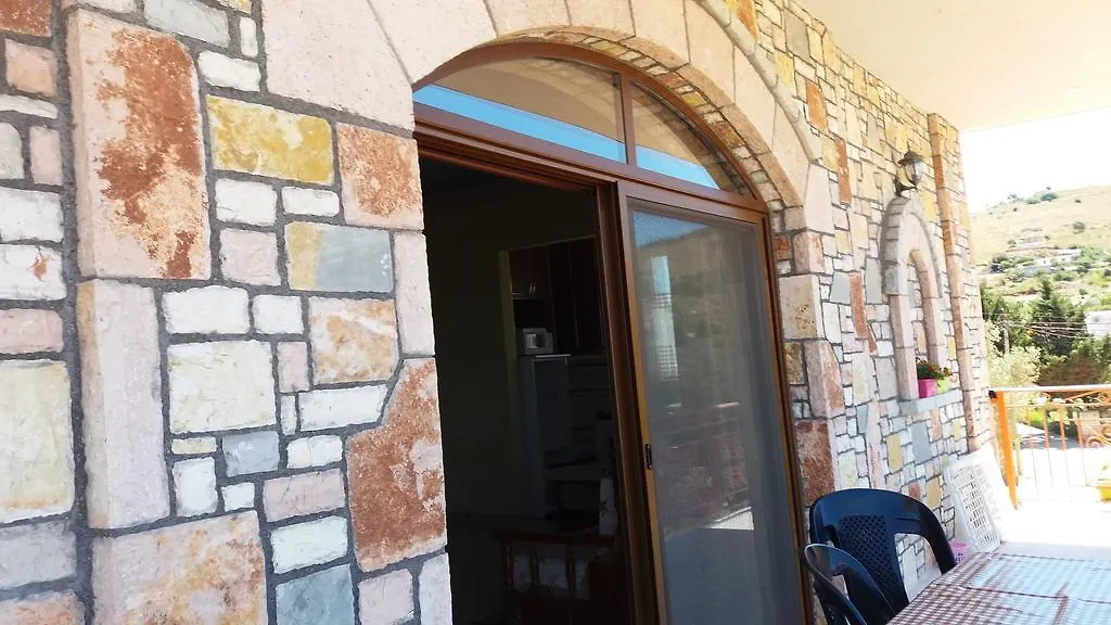 Jasmina Apartments クサミル