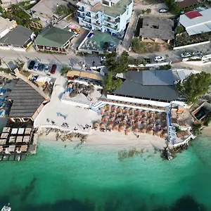 Esmerald Hotell